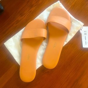 TKEES “Alex” in Terracotta, Sz 8